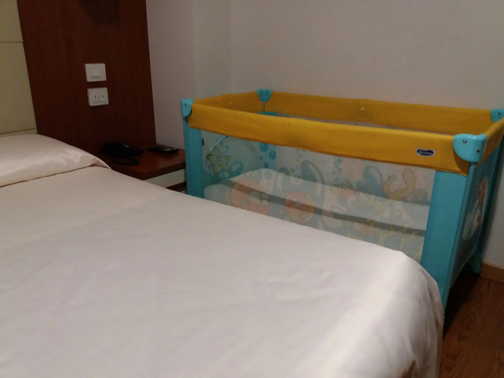 Hotel Mezzaluna