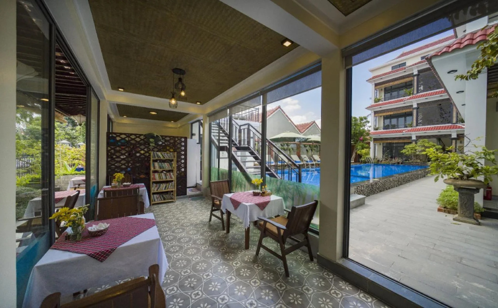 River Waves Villa