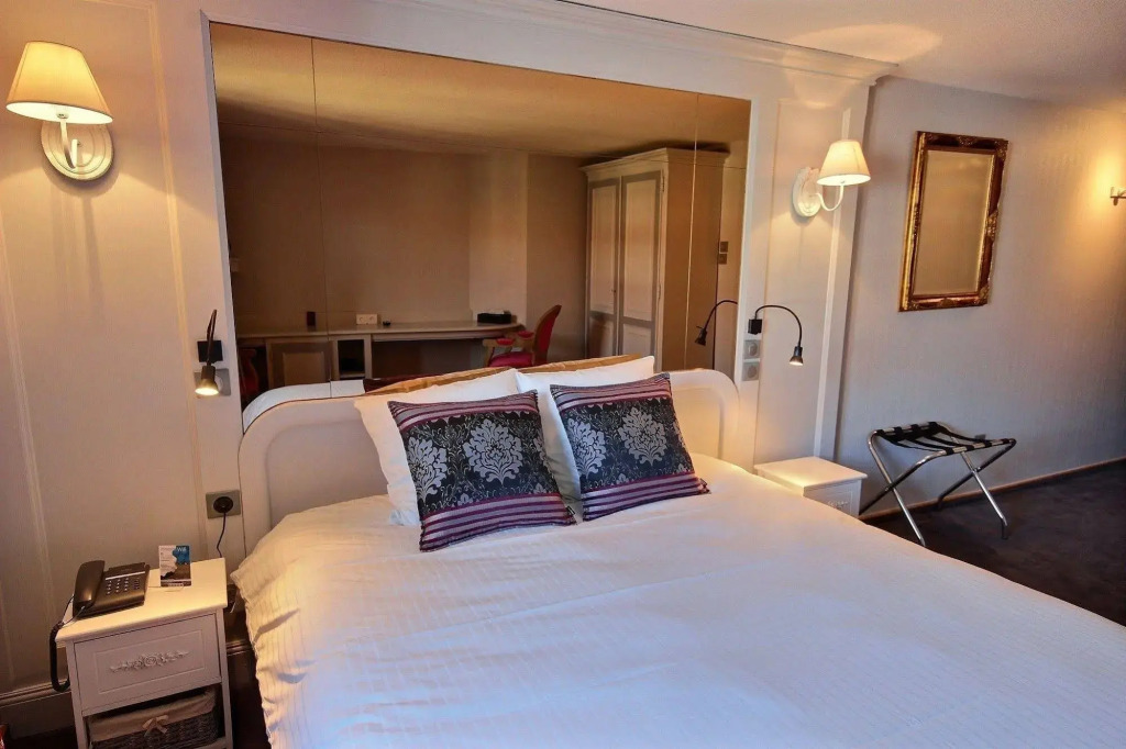 Hôtel Restaurant Relais De La Poste - Strasbourg Nord