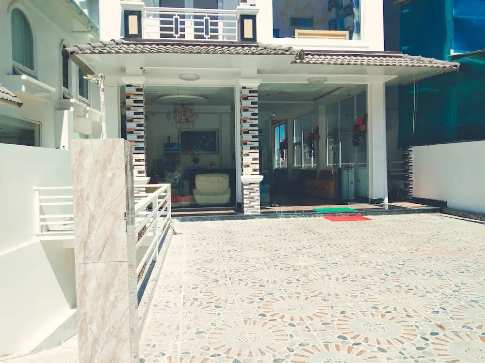 Nha Nghi Tung Lam