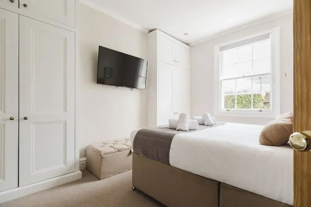 Stylish Townhouse Annexe Cheltenham