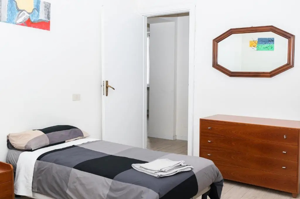 Cornigliano Apartment 2