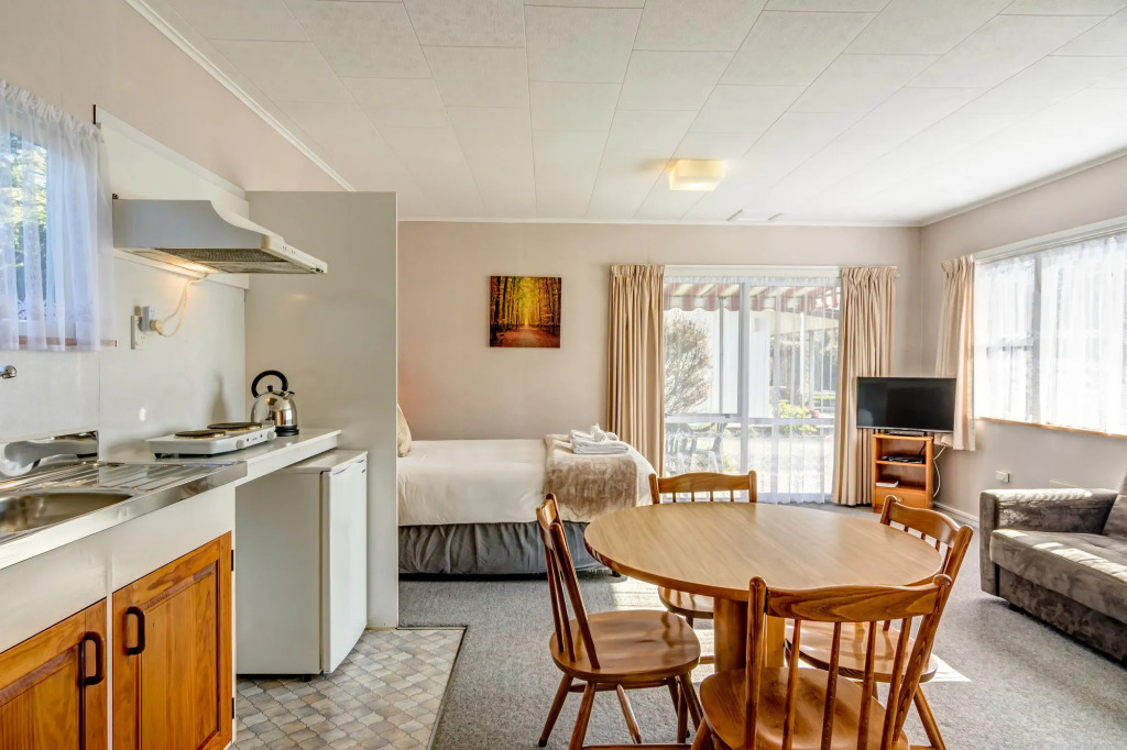 Abbey Court Motel