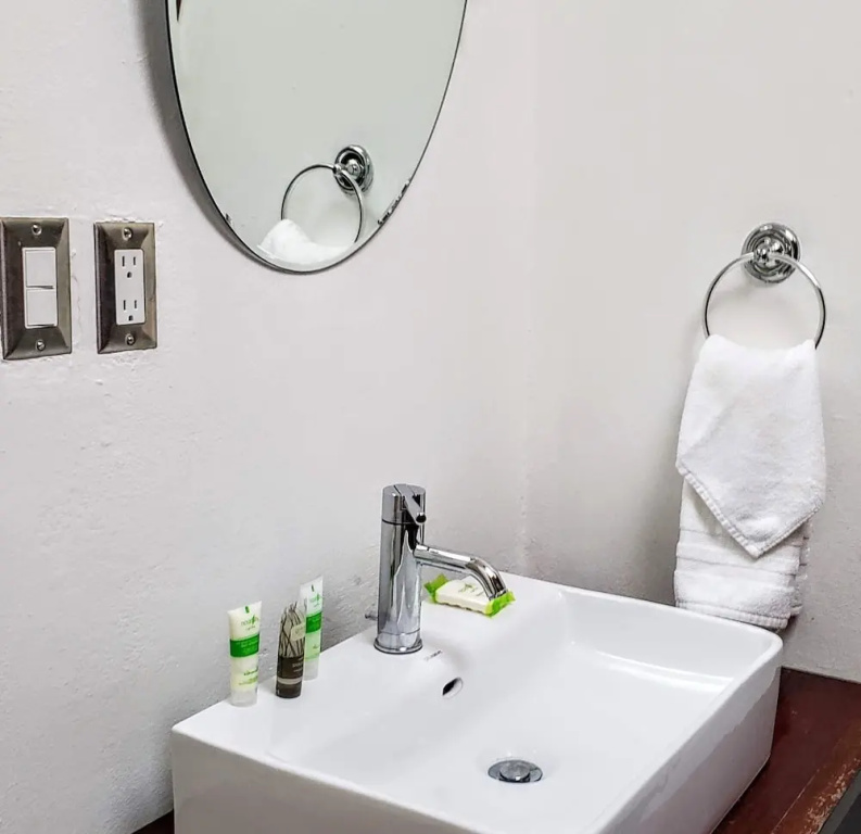 Roof Top Hotel Apartment #5 King Bed - Old San Juan