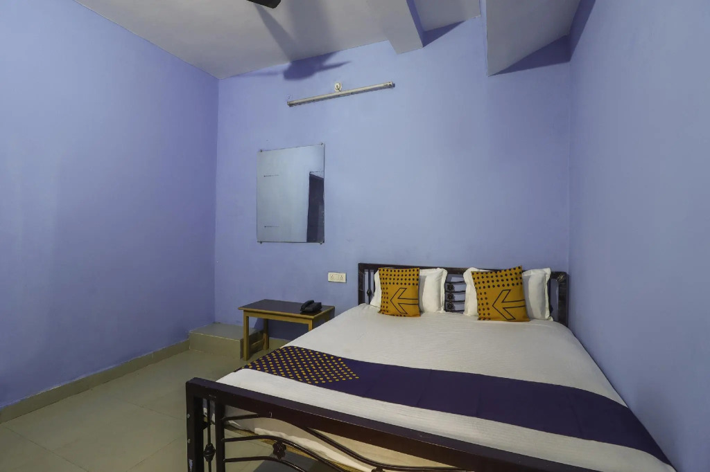 SPOT ON 75295 Hotel Panchshil Inn