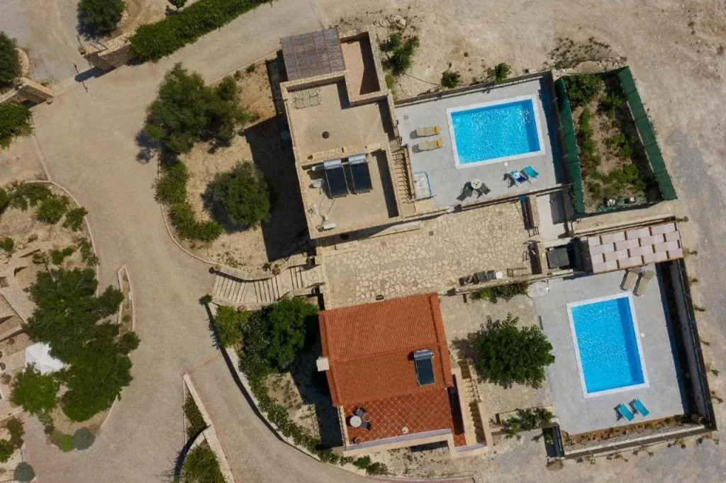 Orelia Cretan Deluxe Apartments