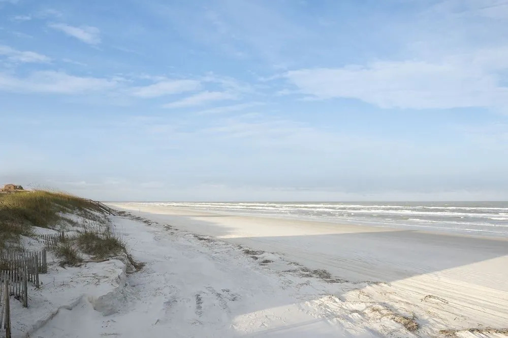 Trade Winds 101 by Distinctive Beach Rentals