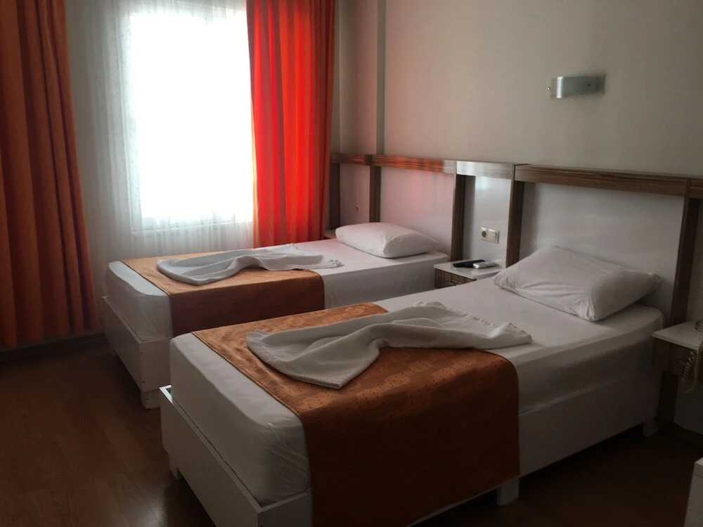 Özhan Hotel