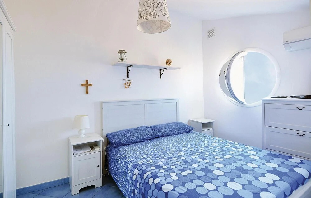 Stunning Apartment in Punta Braccetto RG With 1 Bedrooms and Wifi