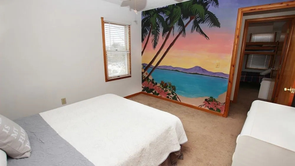 C's by the Sea - 4 Br Home