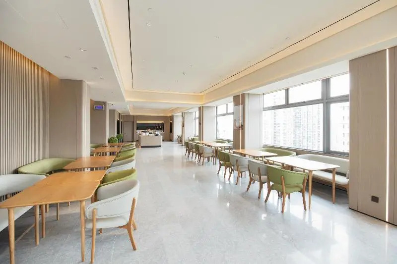 Отель Ji Shenzhen Huaqiang North Electronic Building