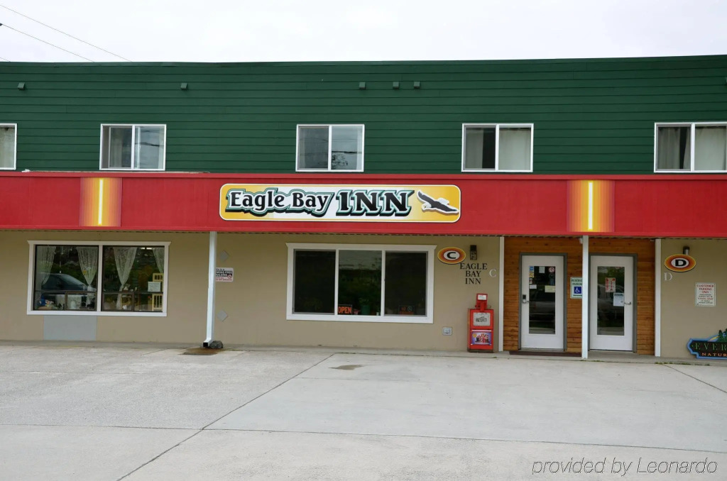 Eagle Bay Inn