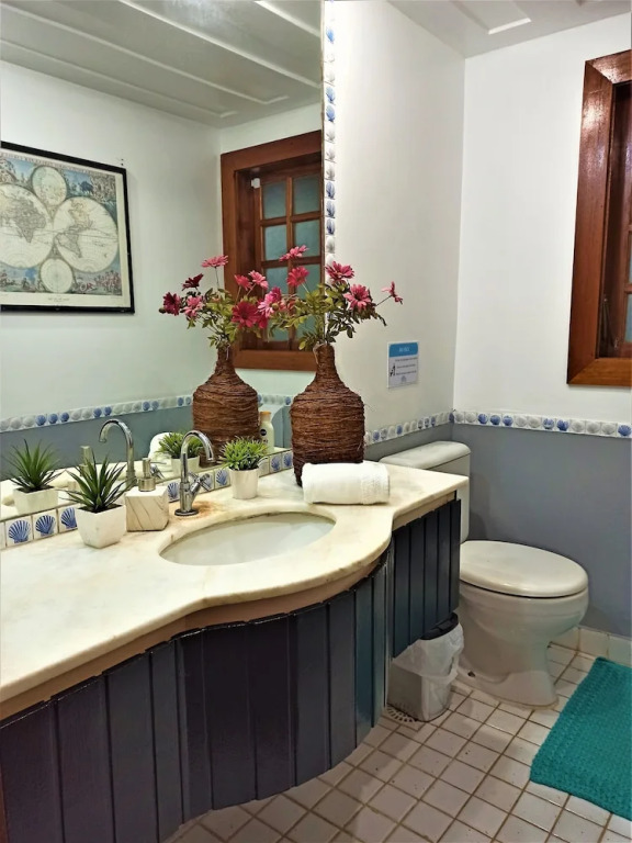 Búzios Prime: Vista Mar, 50m da Praia da Ferradura, 8 suites