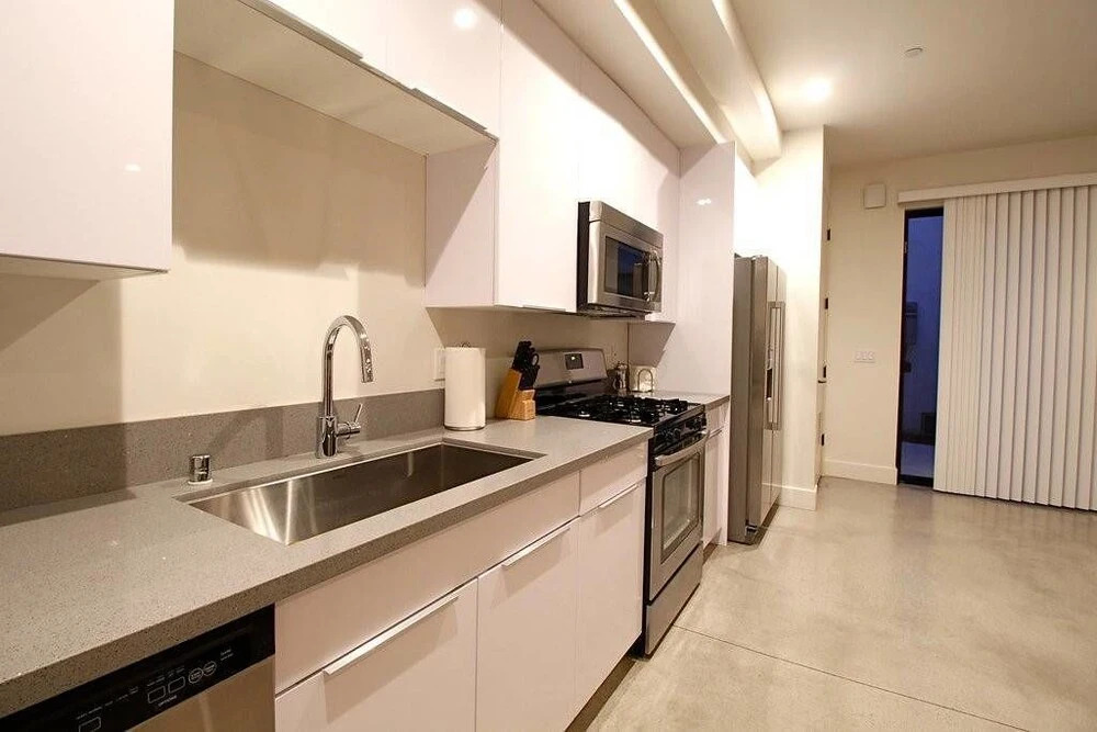 4516 Utah St Prime 1br