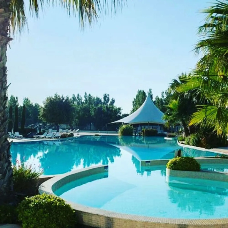 Bungalow With 3 Bedrooms in Vias, With Shared Pool and Furnished Terrace - 600 m From the Beach