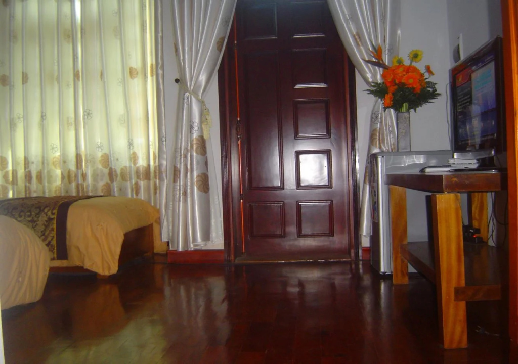 The Marble Mountain Hotel