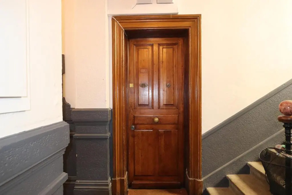 Cosy Appartement Lyon Valmy - parking