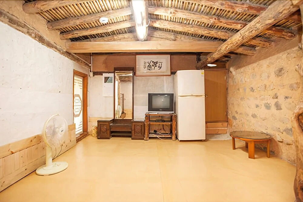 Gyeongju Jayeon-soke-namsan Pension