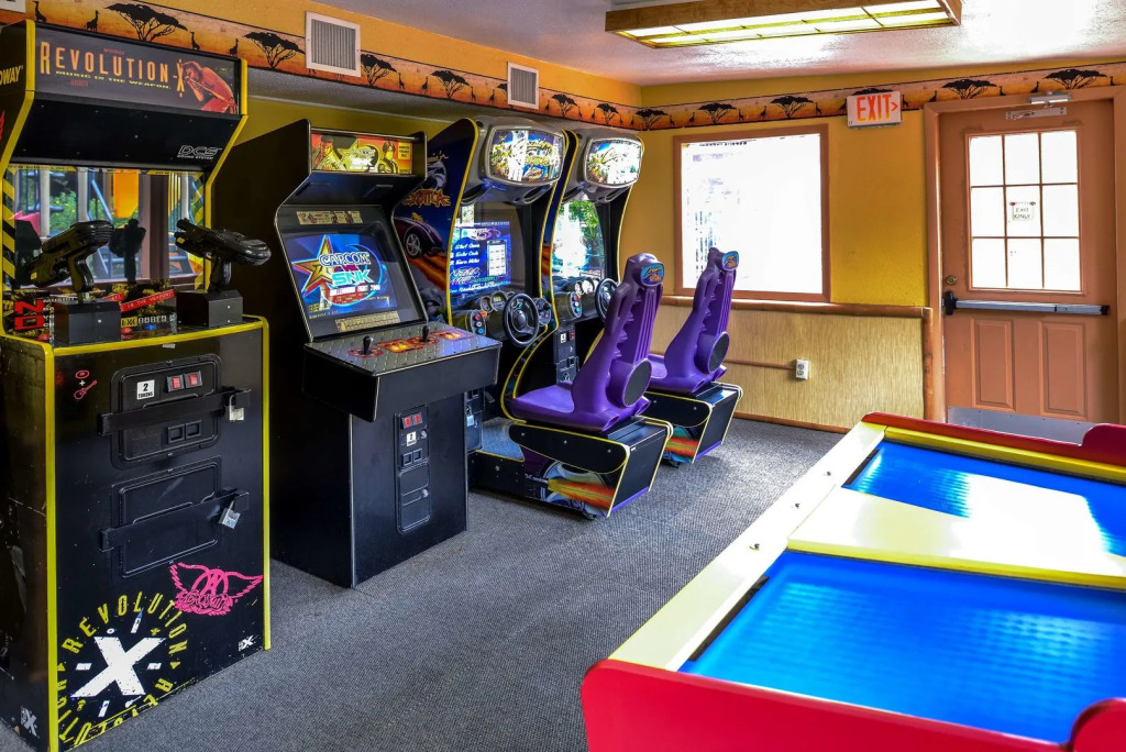 Parkway International Resort