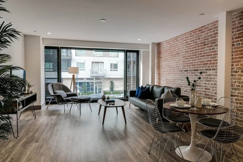 Hip & Urban Loft 1-Bedroom DTLA