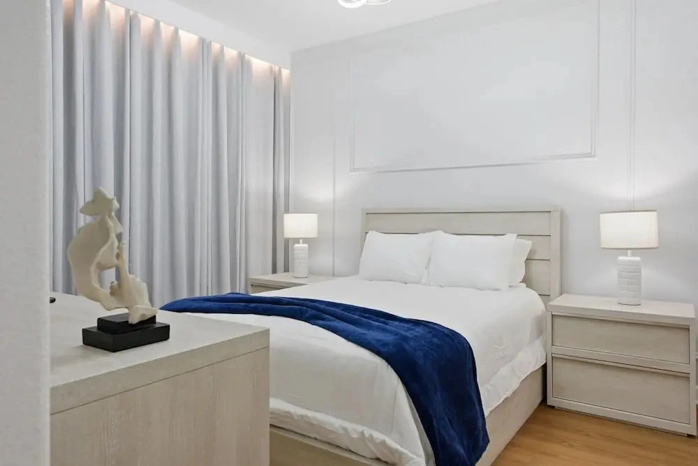 Stylish 4br, Private Pool, Themed Rooms, Sleeps 13
