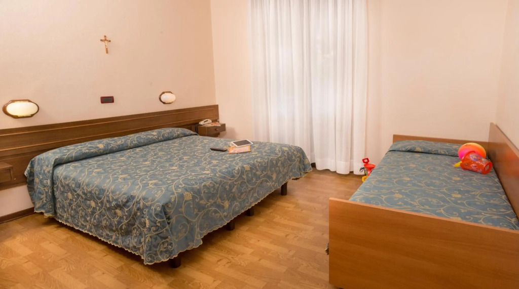 Hotel Trevi