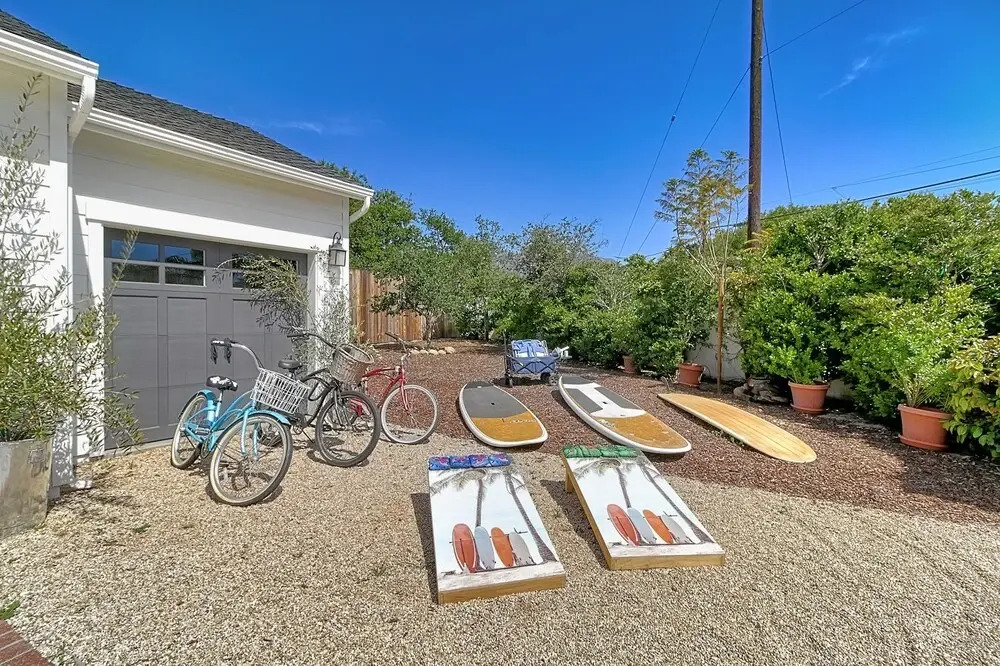Montecito Luxe Home "location, Location, Location!!" 4 Bedroom Residence by Redawning