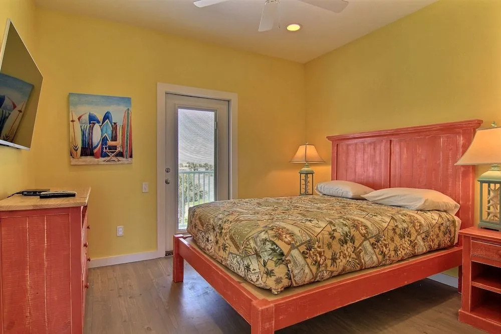 Sunset Beach Gw102 6 Bedrooms 6 Bathrooms Home