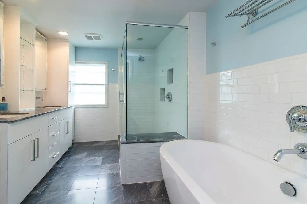 Historic Gem - City Center/patio/soak Tub