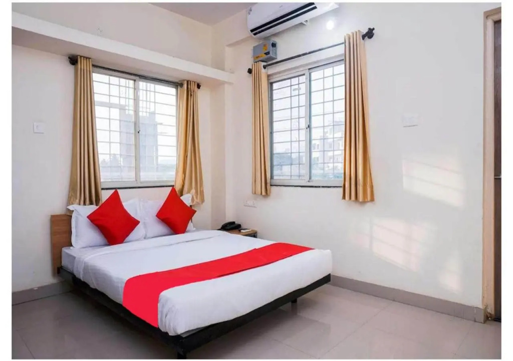 Hotel New Elite Inn - Near MIDC Turbhe Navi Mumbai