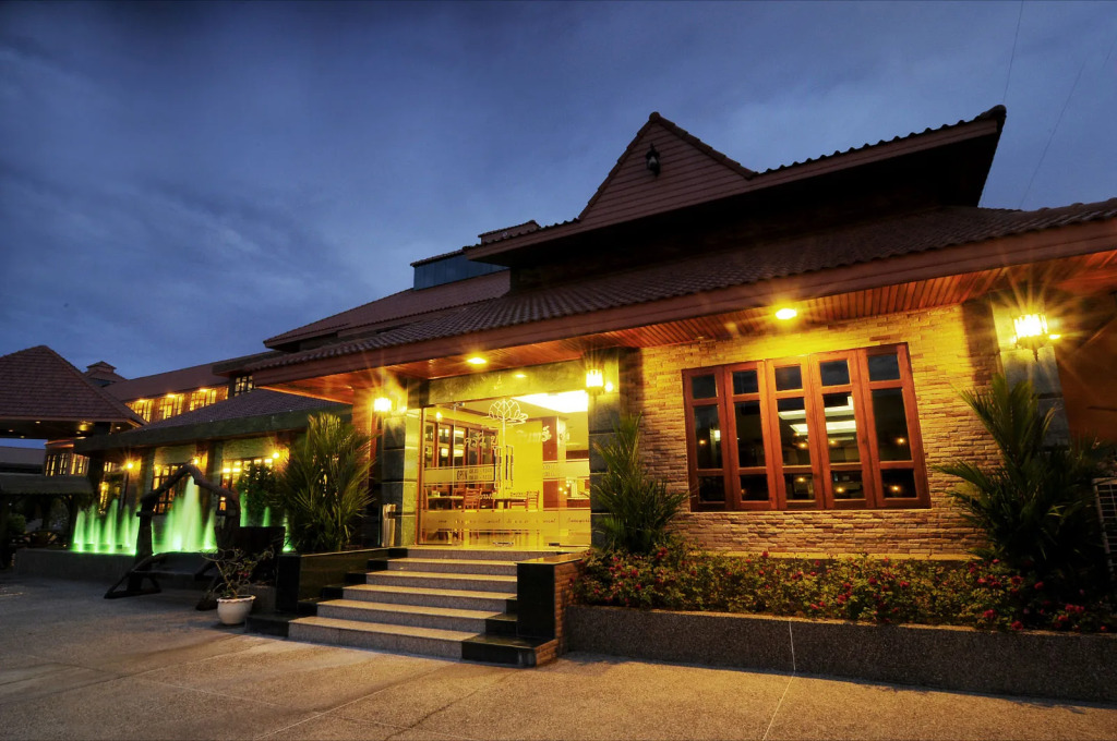 Busyarin Hotel