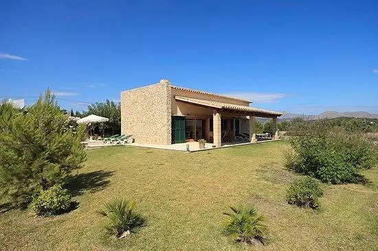 Villa Soler de Baix by Sealand Villas