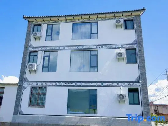 Ten Gardens, Nine Views | 360° Vitas Xizhou Dual-View Designer Lodge (Erhai Ecocorridor)