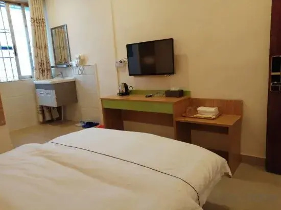Fuyuan Apartment