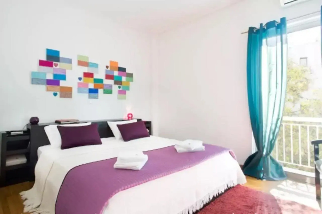 Spacious 2b/r Stay at Glyfada's Center