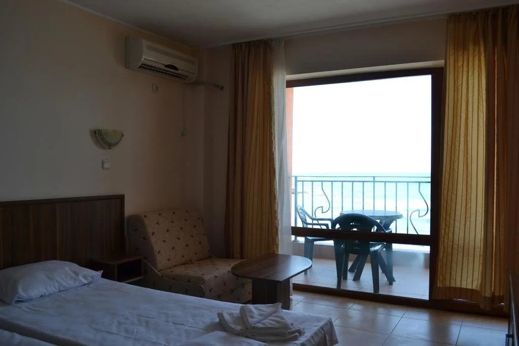 Phoenix Family Hotel