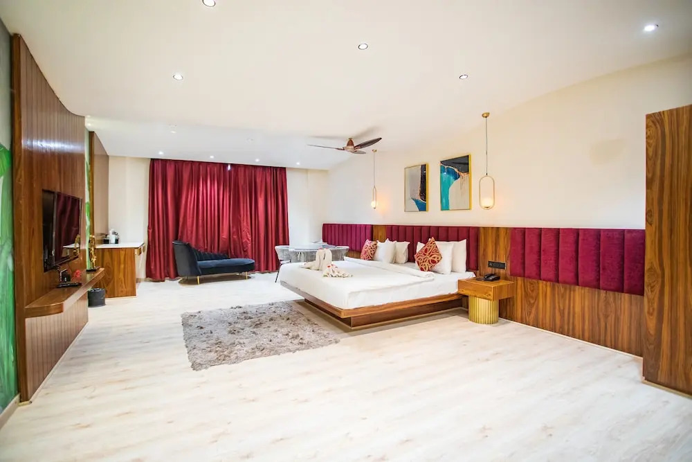 Sky Line Club Resorts