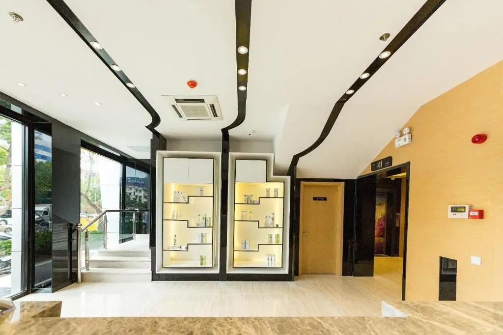 Lavande Hotel Weihai Weigao Plaza