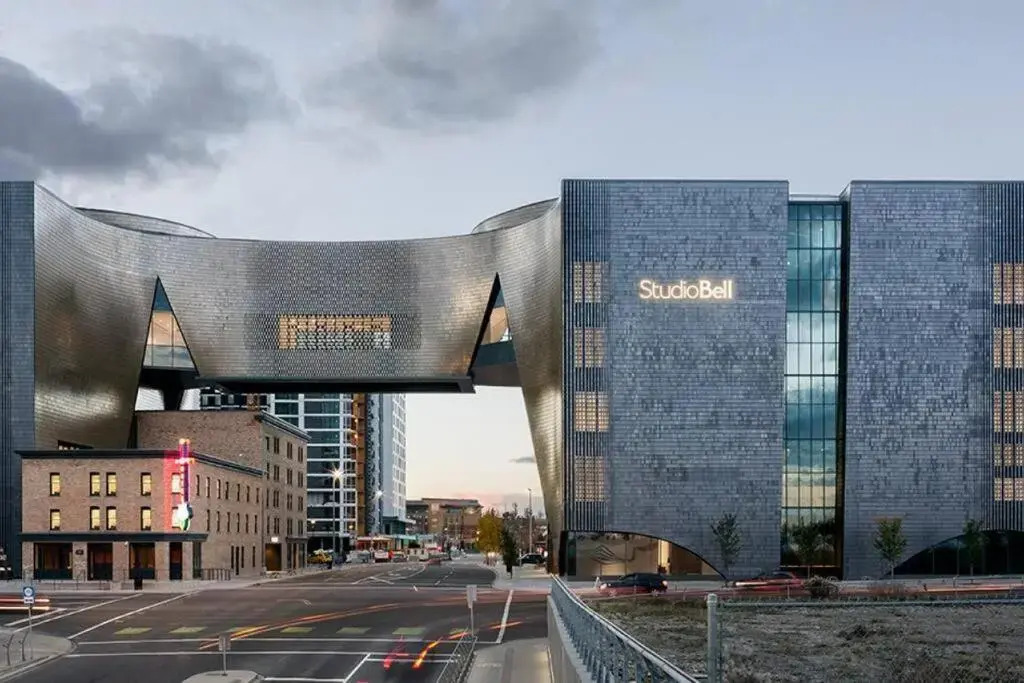 Craftsman's Loft - heritage charm, 5 min to DT