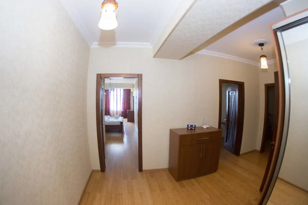 Bakuvi Tourist Apartment B092