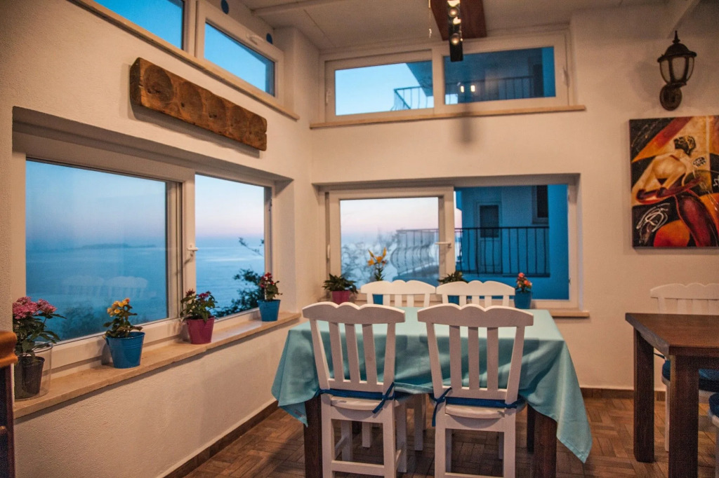 Sunset Villa Hotel