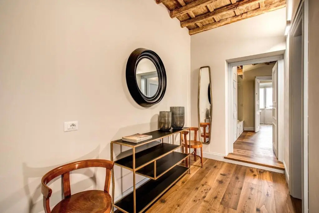 Febo Decharm apartment