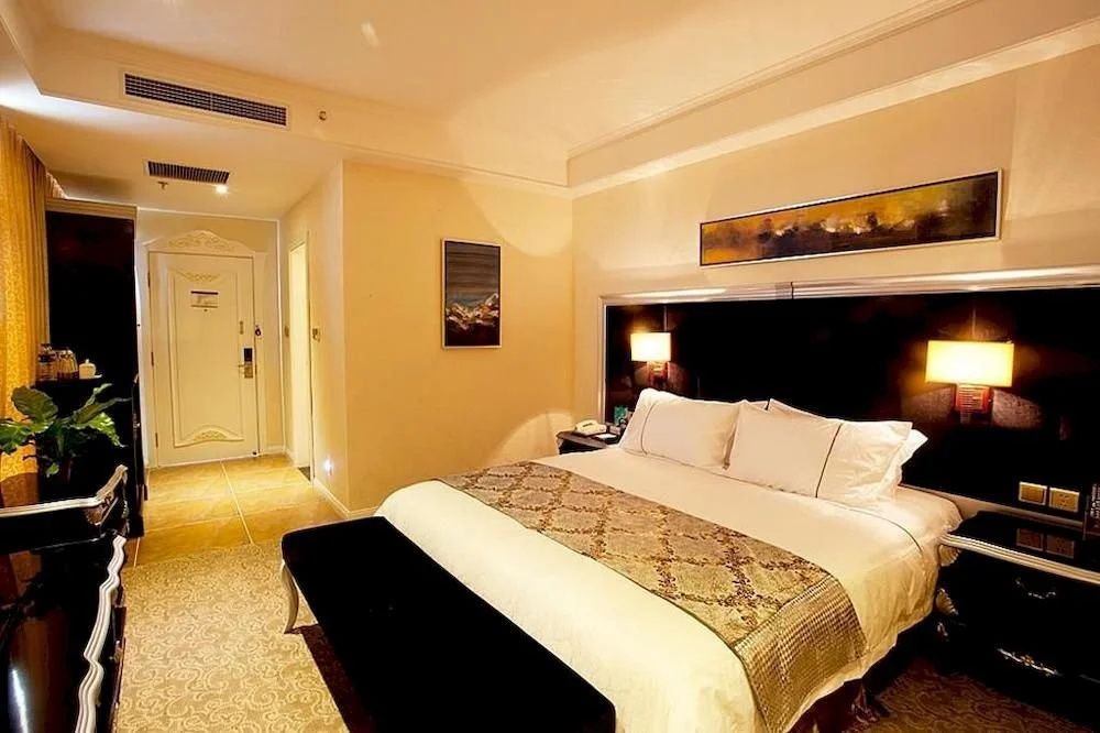 Shengfeite Garden Hotel