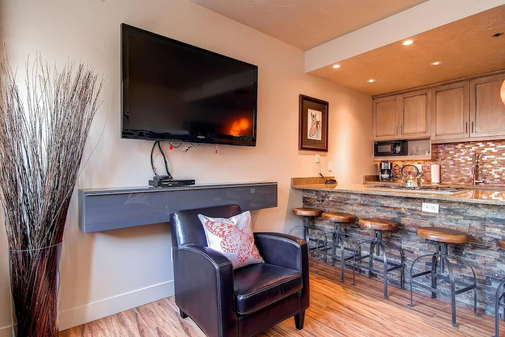 Galleria 308 by Park City Lodging