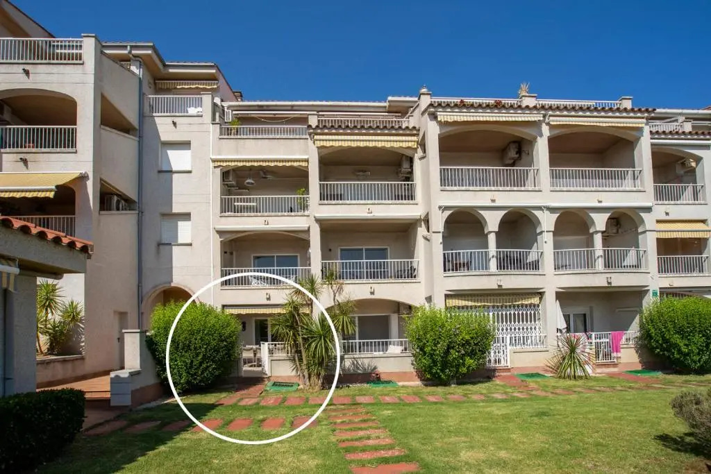 1007 Apartamento planta baja Lago San Maurici