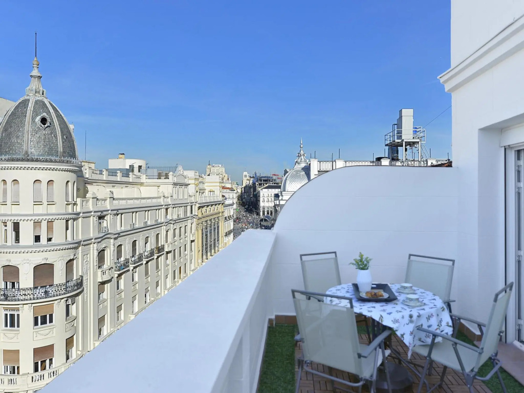 PUERTA DEL SOL Premium 1BR 1BT