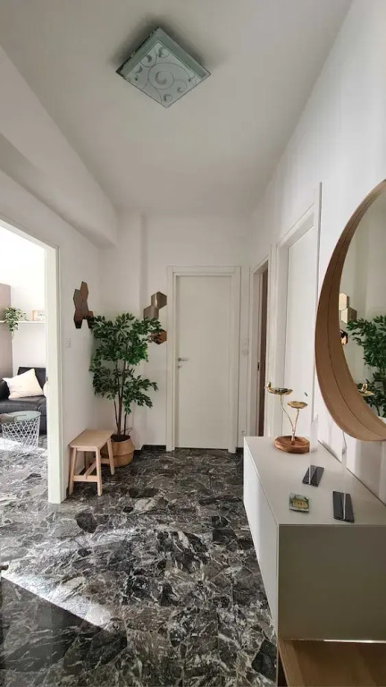 Eleonora'S House