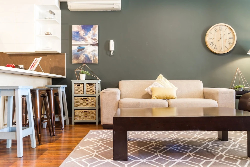 Adderley Terraces J11