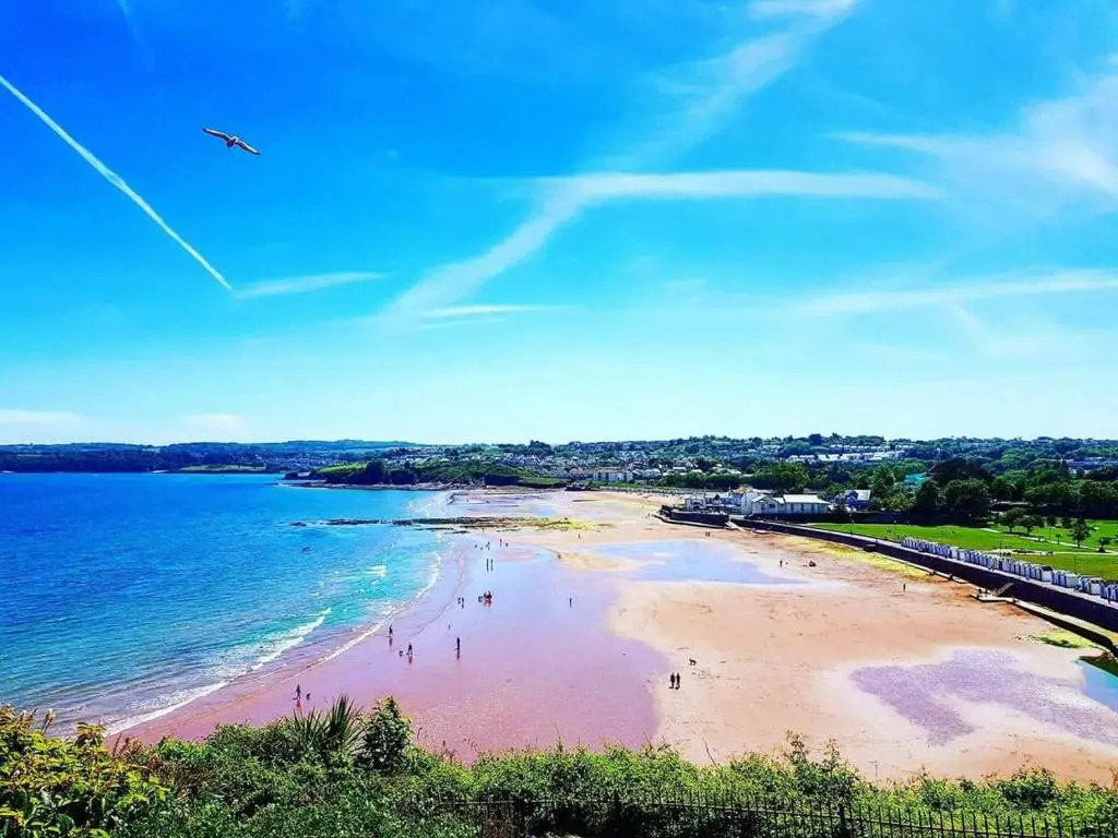 Three Beaches Holiday Apartments - close to Goodrington beach in Paignton