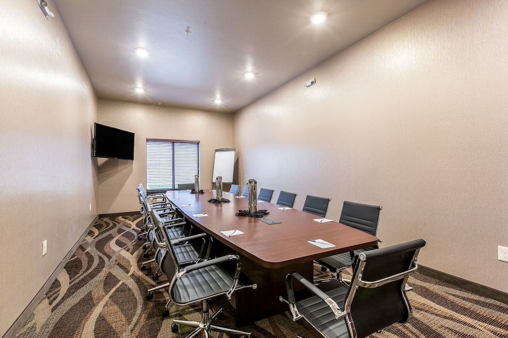 Cobblestone Hotel & Suites - De Pere Green Bay